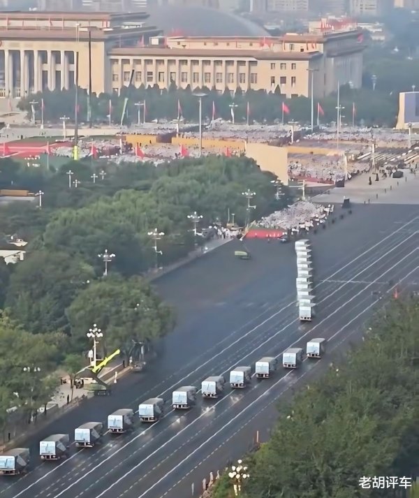 赢在策略 第零方阵的三次护航: 比亚迪纯电动环卫车护航九三阅兵